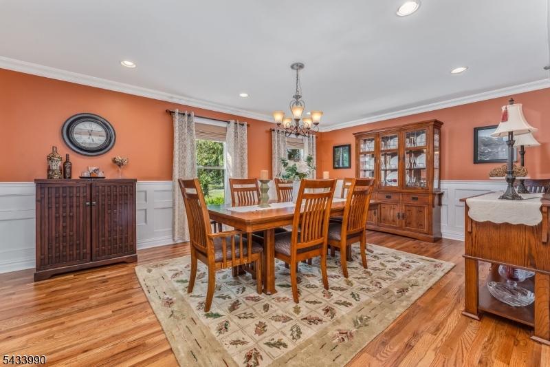 8 Shurts Rd