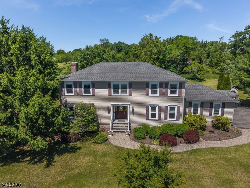 8 Shurts Rd