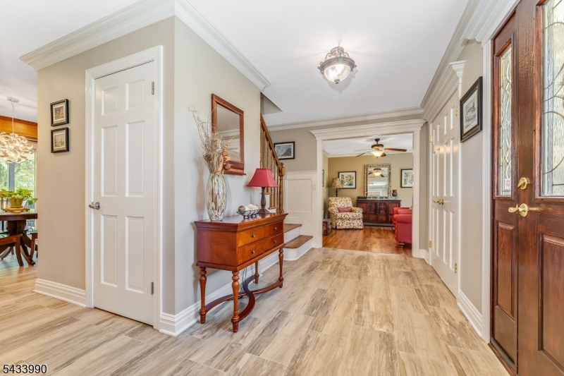 8 Shurts Rd