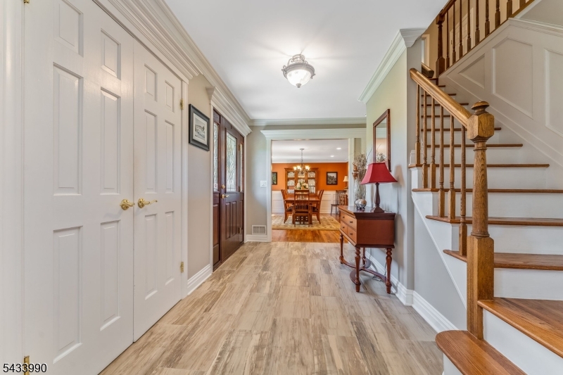 8 Shurts Rd