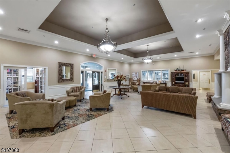 3 Daulton Dr
