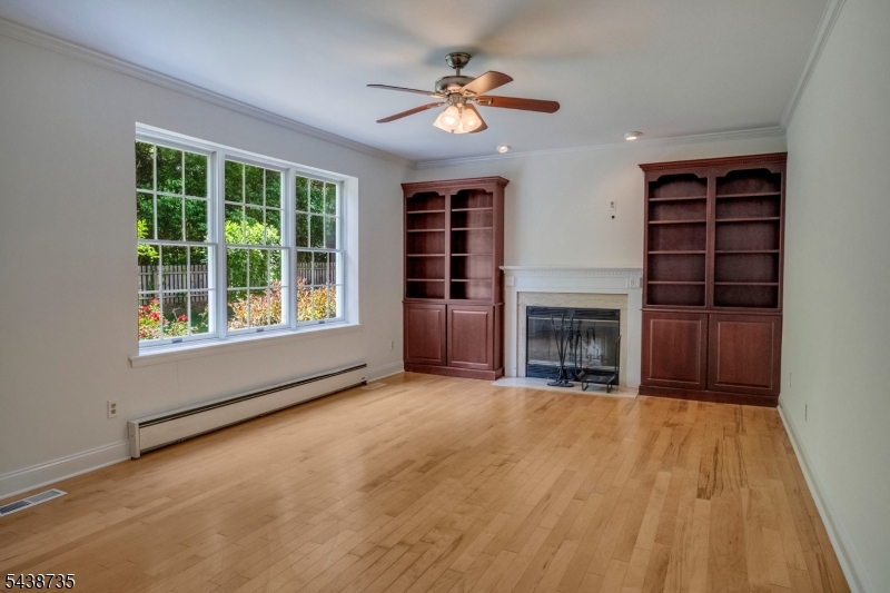 8 Glen Eagles Rd