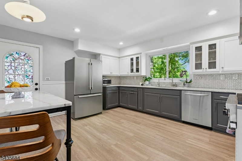 32 Undercliff Ter