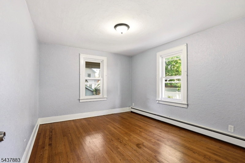 712 Sheridan Ave