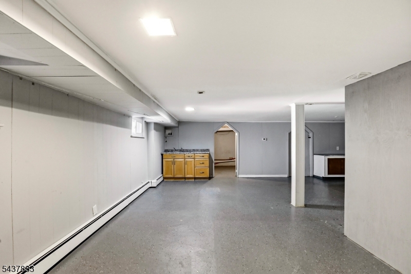 712 Sheridan Ave