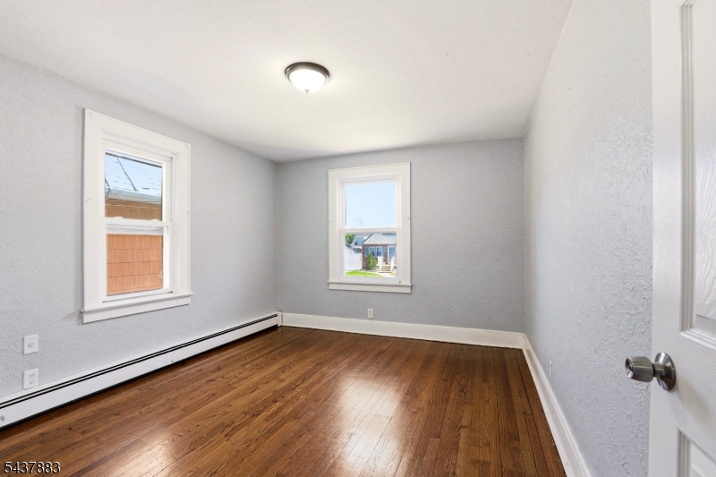 712 Sheridan Ave