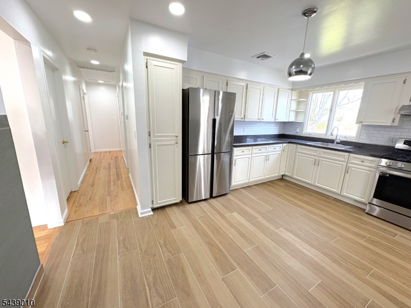 389 Madeline Ave
