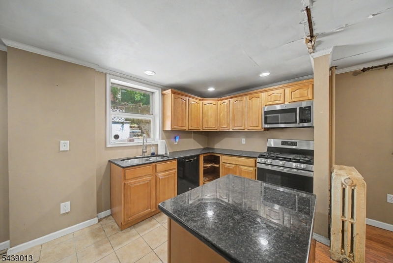 53 Brainard St