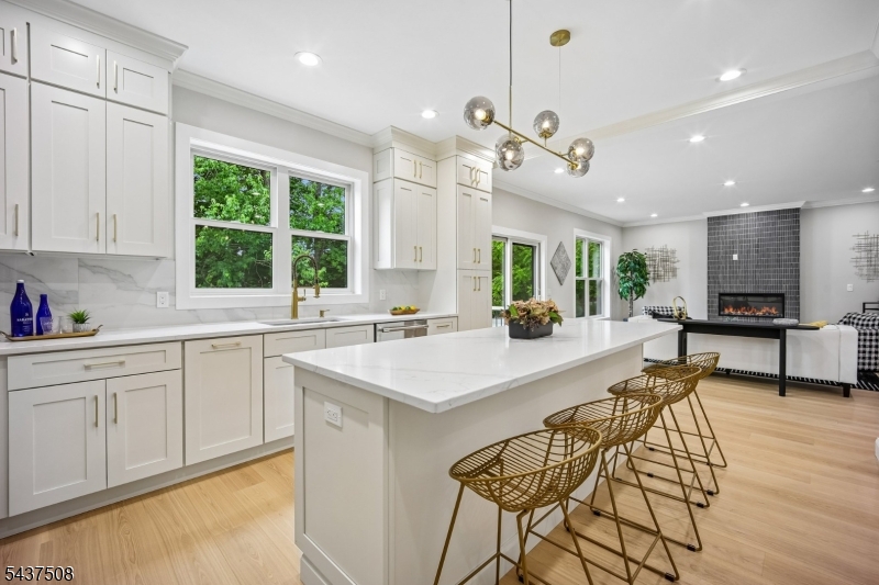 5 Briar Cliff Rd