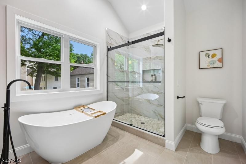 5 Briar Cliff Rd