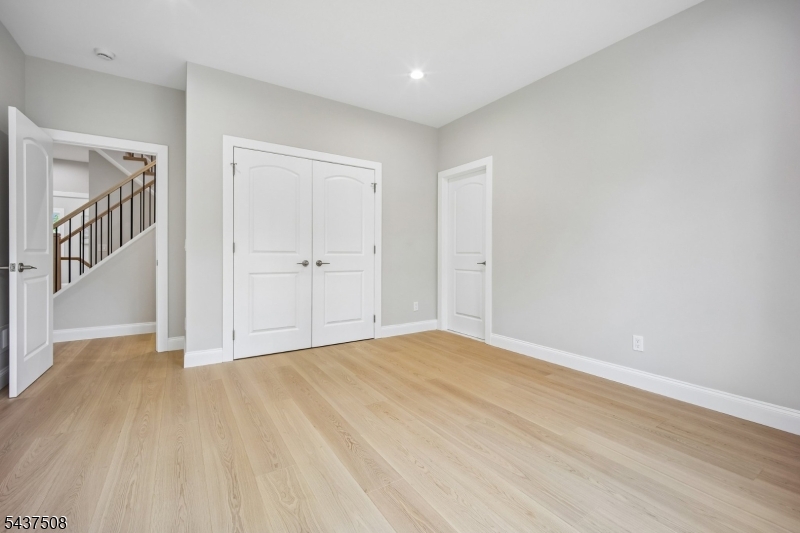 5 Briar Cliff Rd