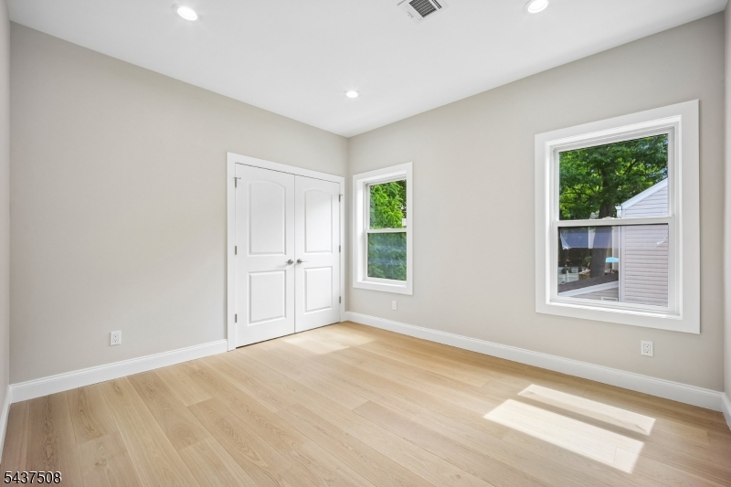 5 Briar Cliff Rd
