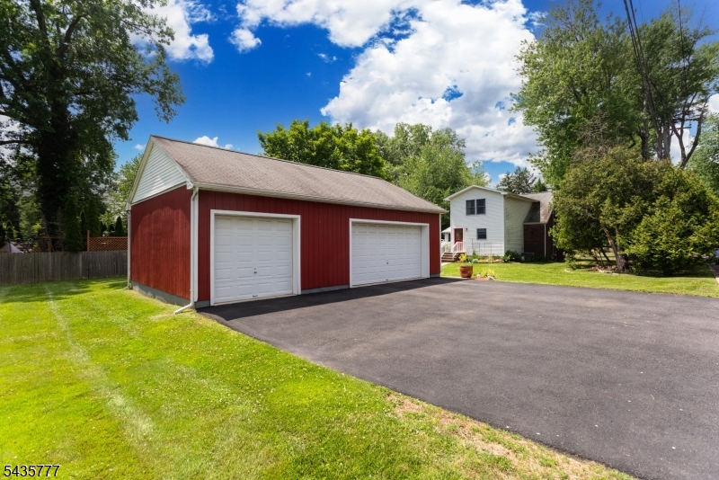 142 Mountain Pkwy