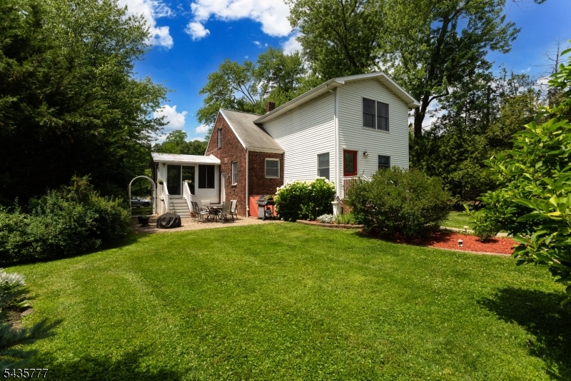 142 Mountain Pkwy