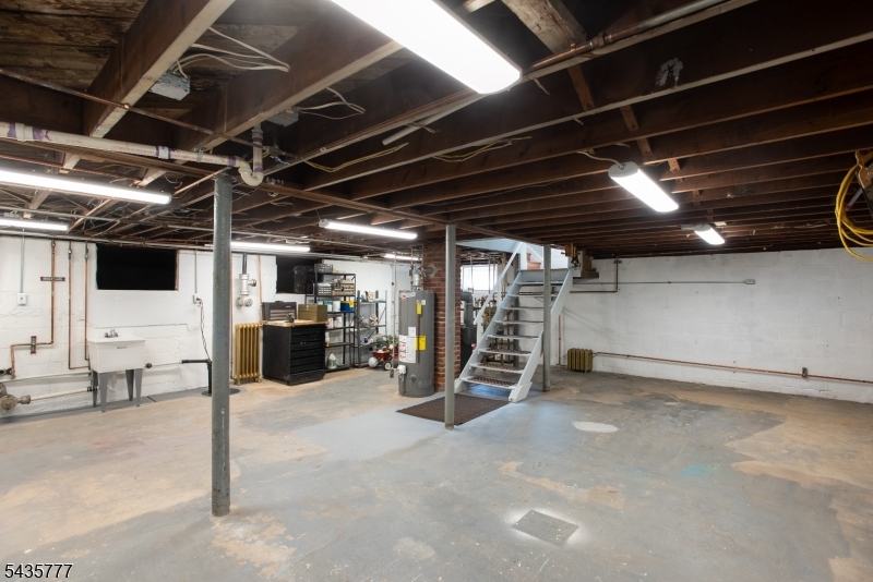 142 Mountain Pkwy