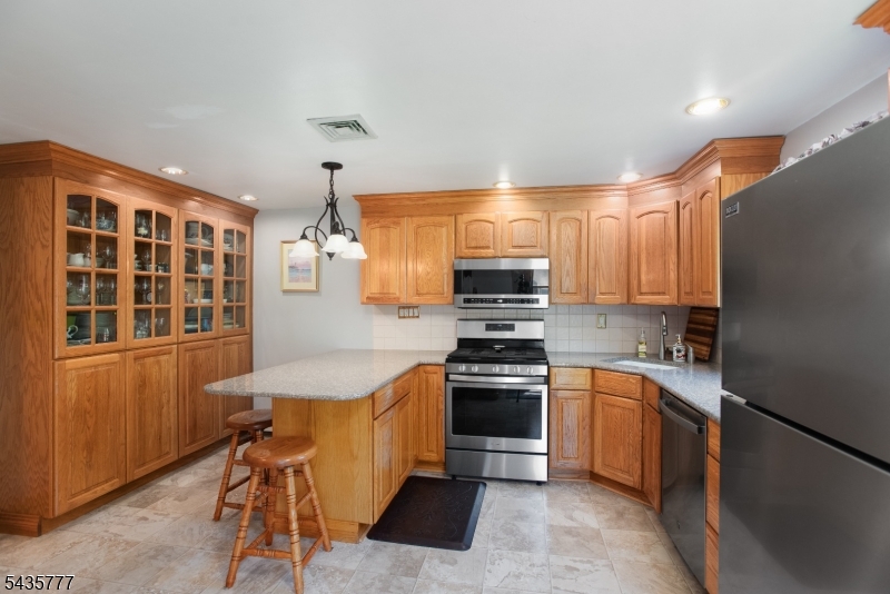 142 Mountain Pkwy