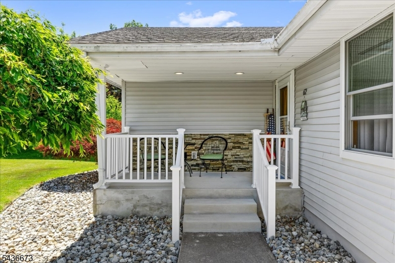 62 New St