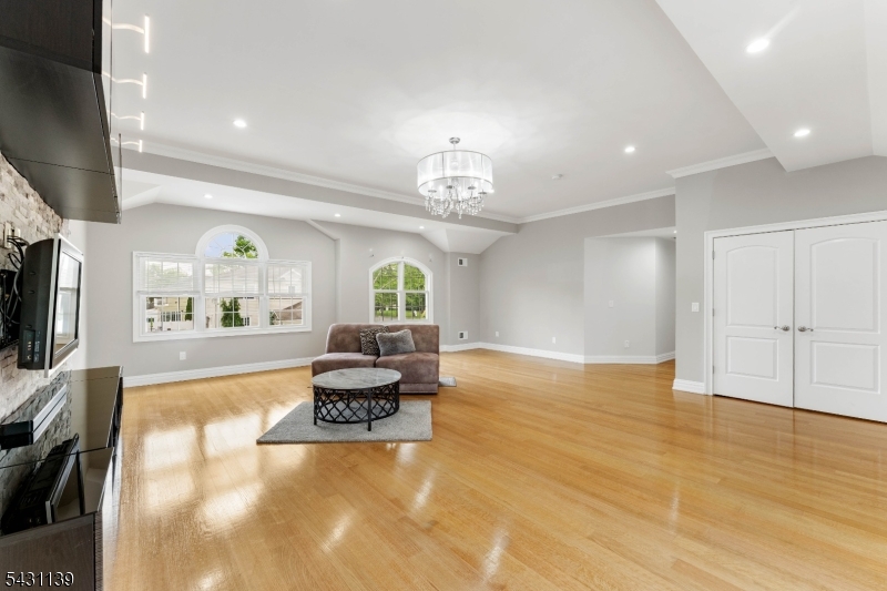 152 Boulevard