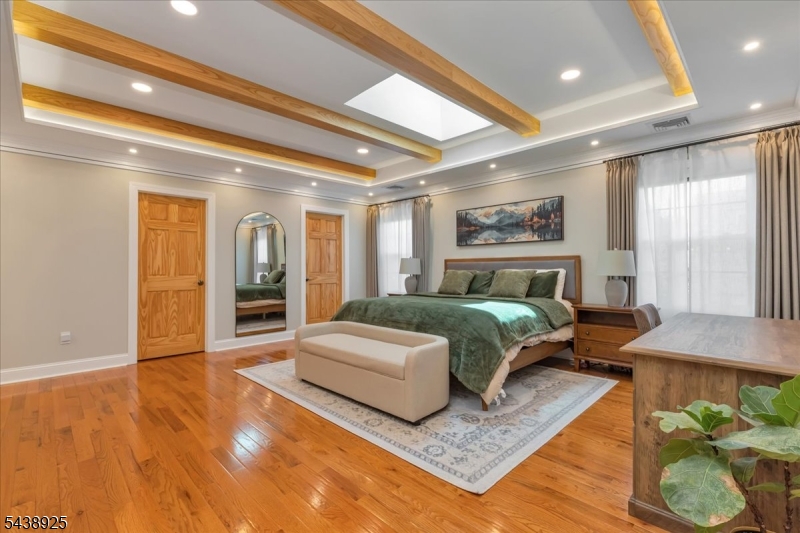 405 Ford Ave