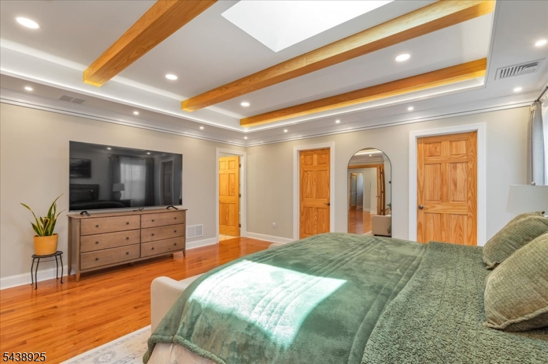 405 Ford Ave