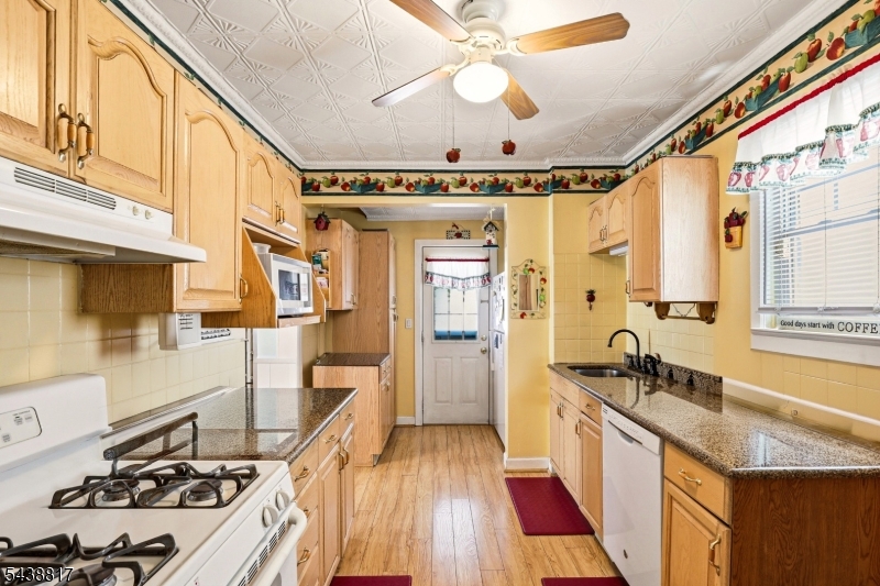 332 Riverside Ave