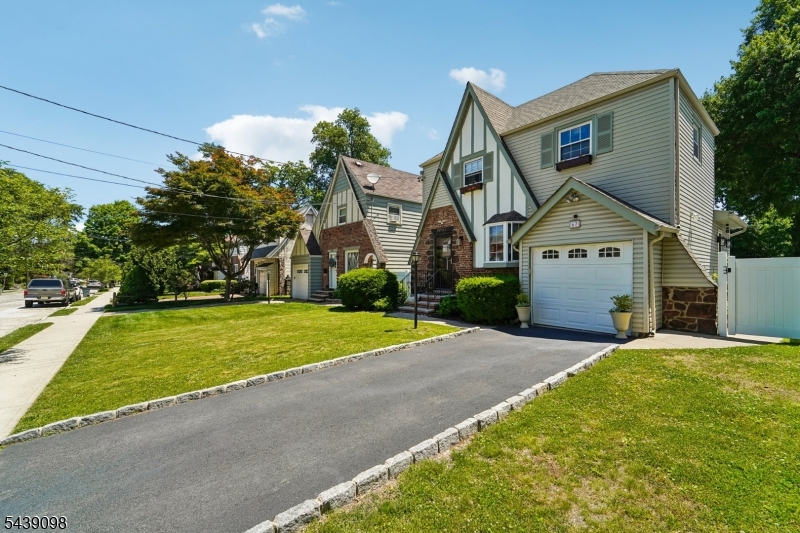 67 Marlboro Rd