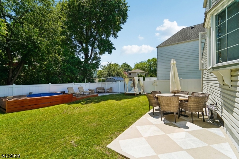 67 Marlboro Rd