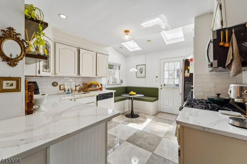 67 Marlboro Rd
