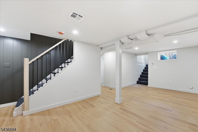 180 Sheridan Ave