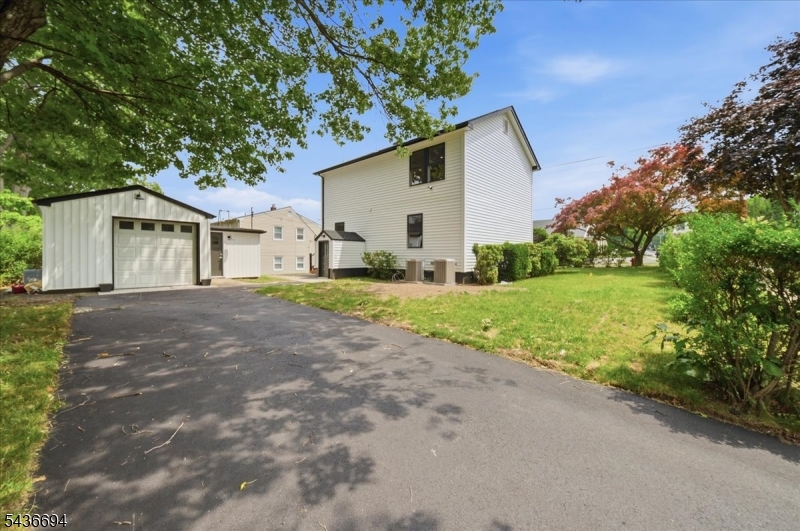 180 Sheridan Ave