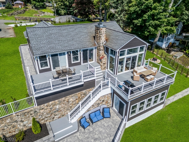 12 Bass Rock Rd