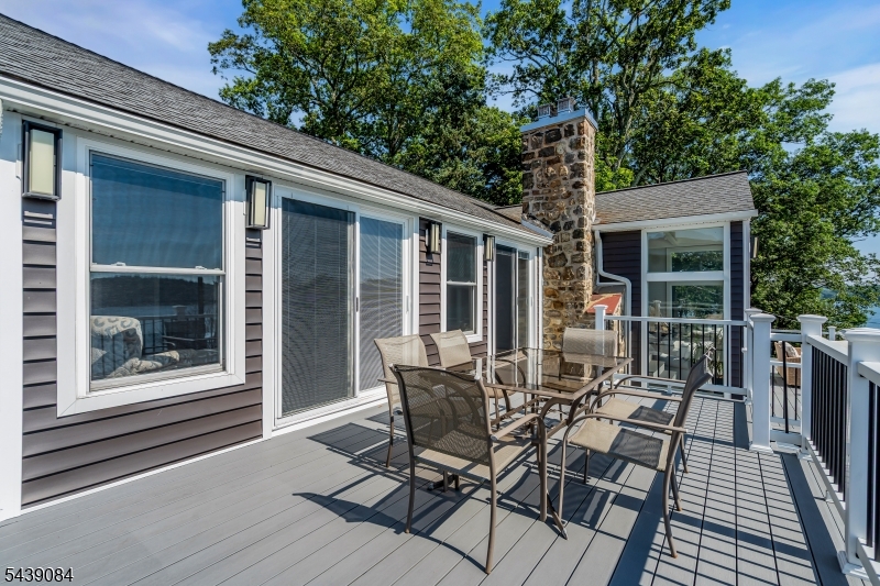 12 Bass Rock Rd