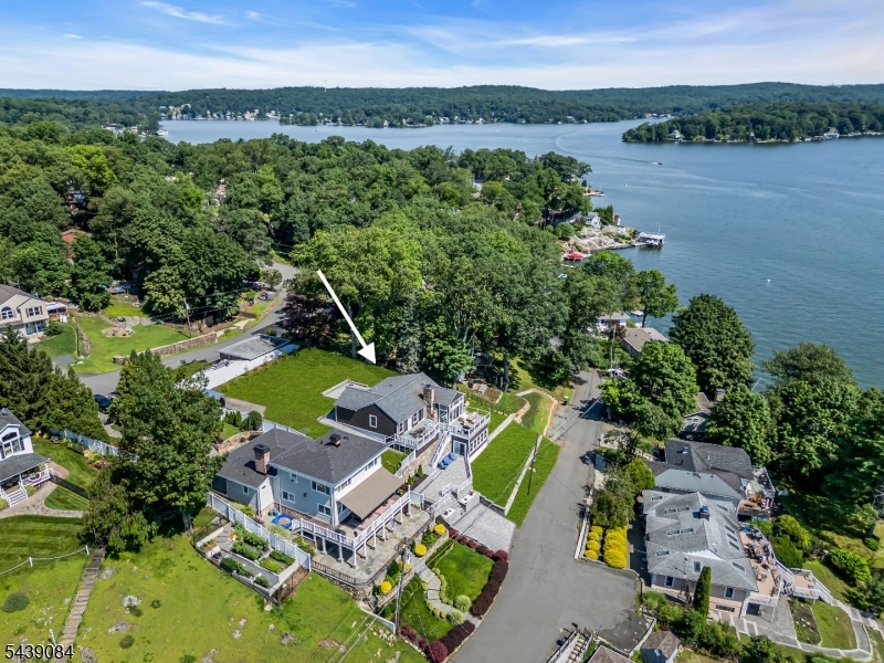 12 Bass Rock Rd