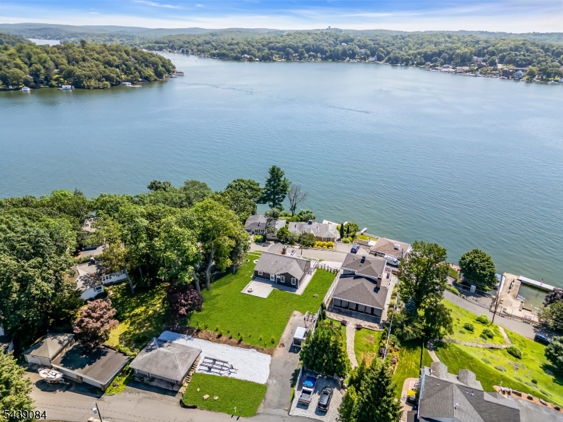 12 Bass Rock Rd