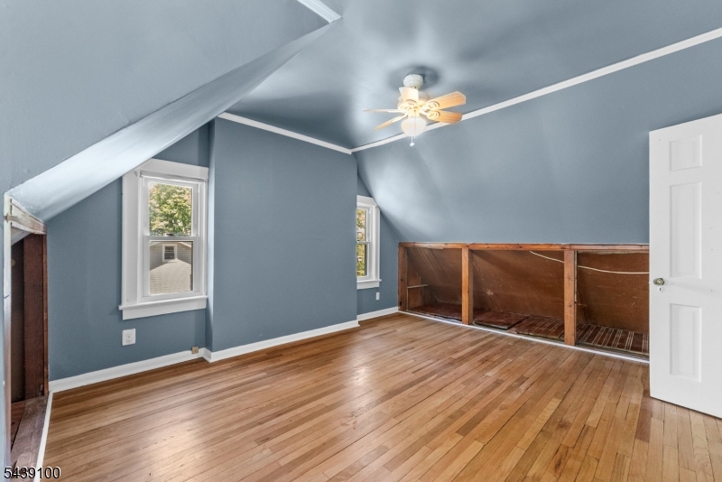 226 E Northfield Rd