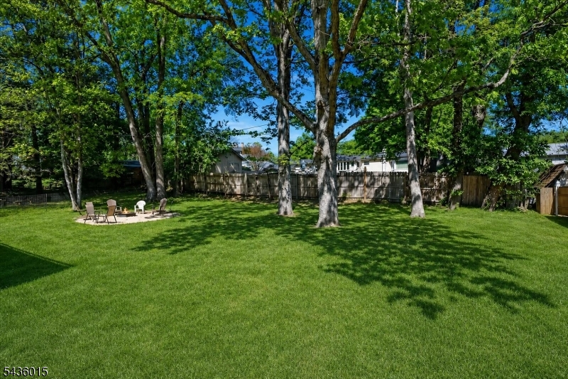 12 River Rd