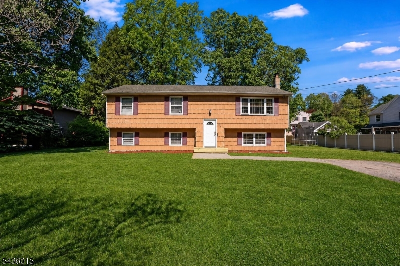 12 River Rd