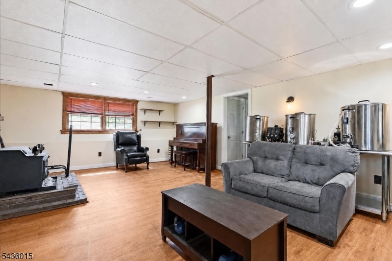 12 River Rd