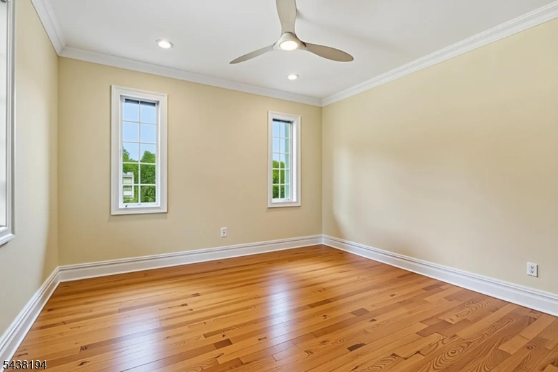 2 Arianna Ct