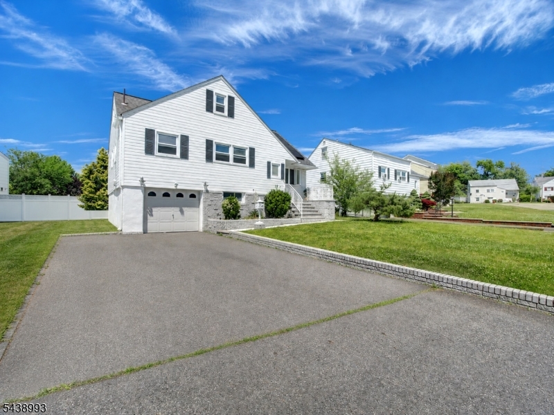 19 Jonquil Cir