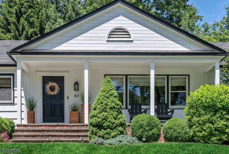 611 Wishing Well Rd
