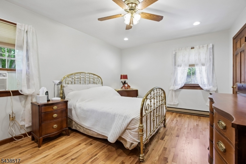 79 Stillwater Rd