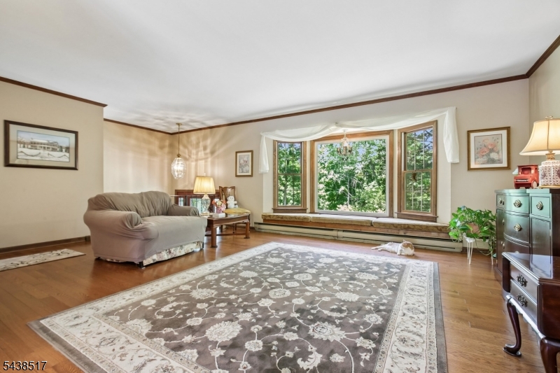 79 Stillwater Rd