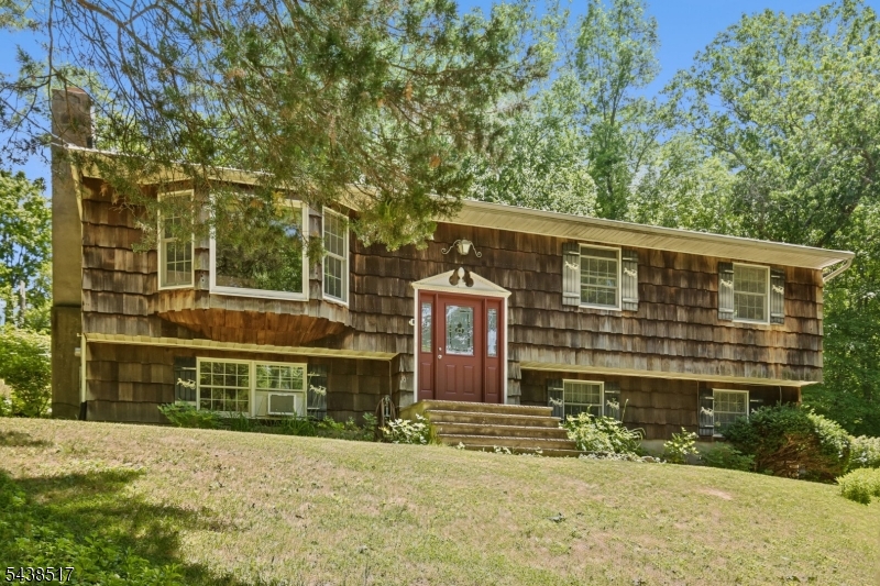 79 Stillwater Rd