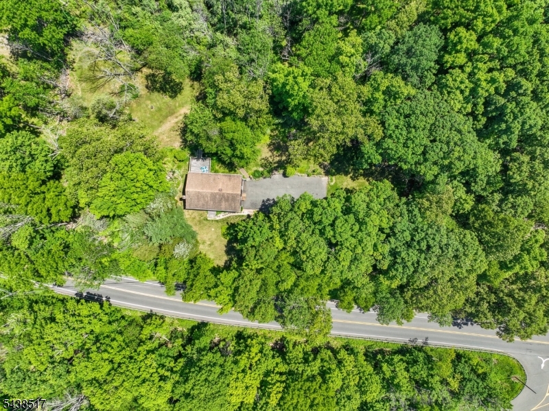 79 Stillwater Rd