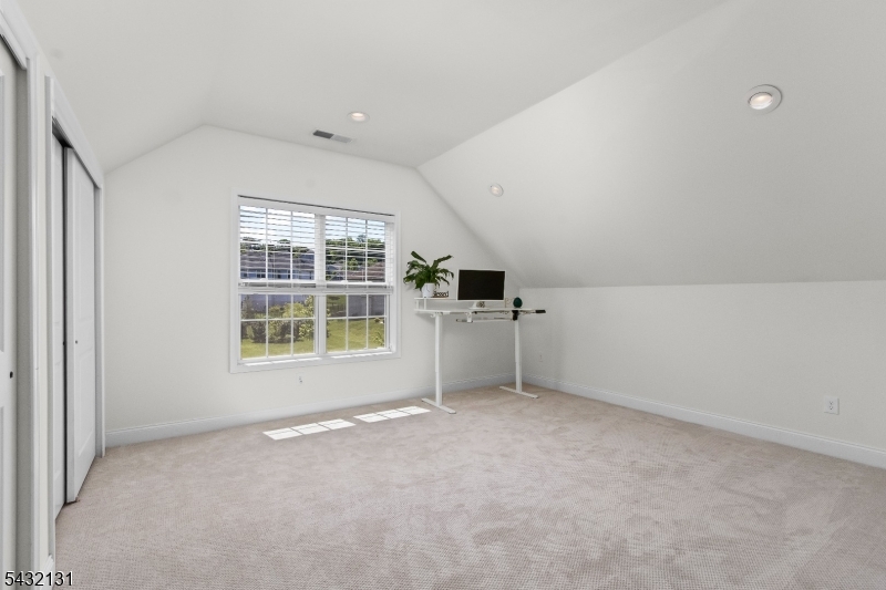 7 Heaton St