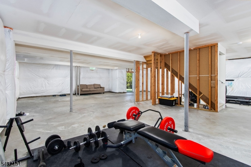 7 Heaton St