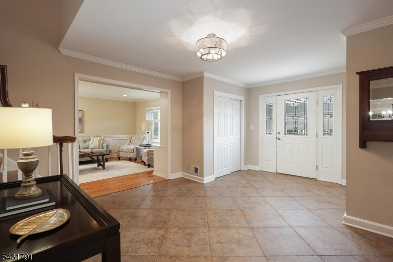 13 Daniel Dr