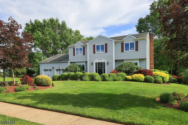 13 Daniel Dr