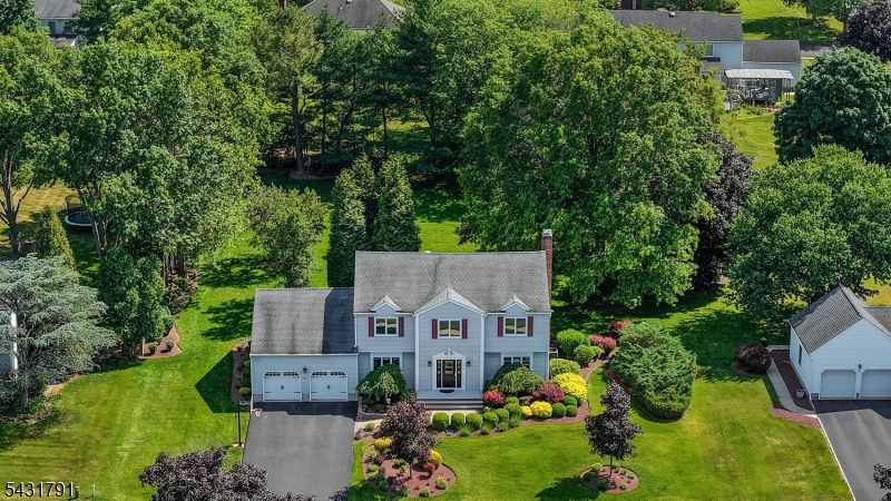 13 Daniel Dr